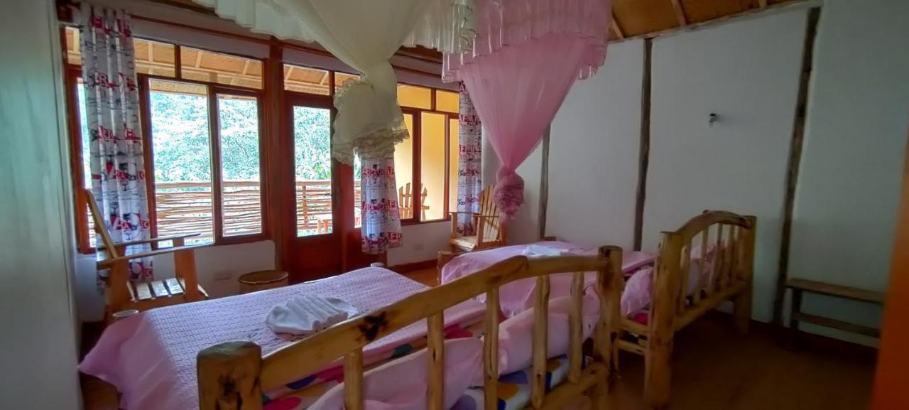Готель Nshongi Camp Rubuguli Екстер'єр фото